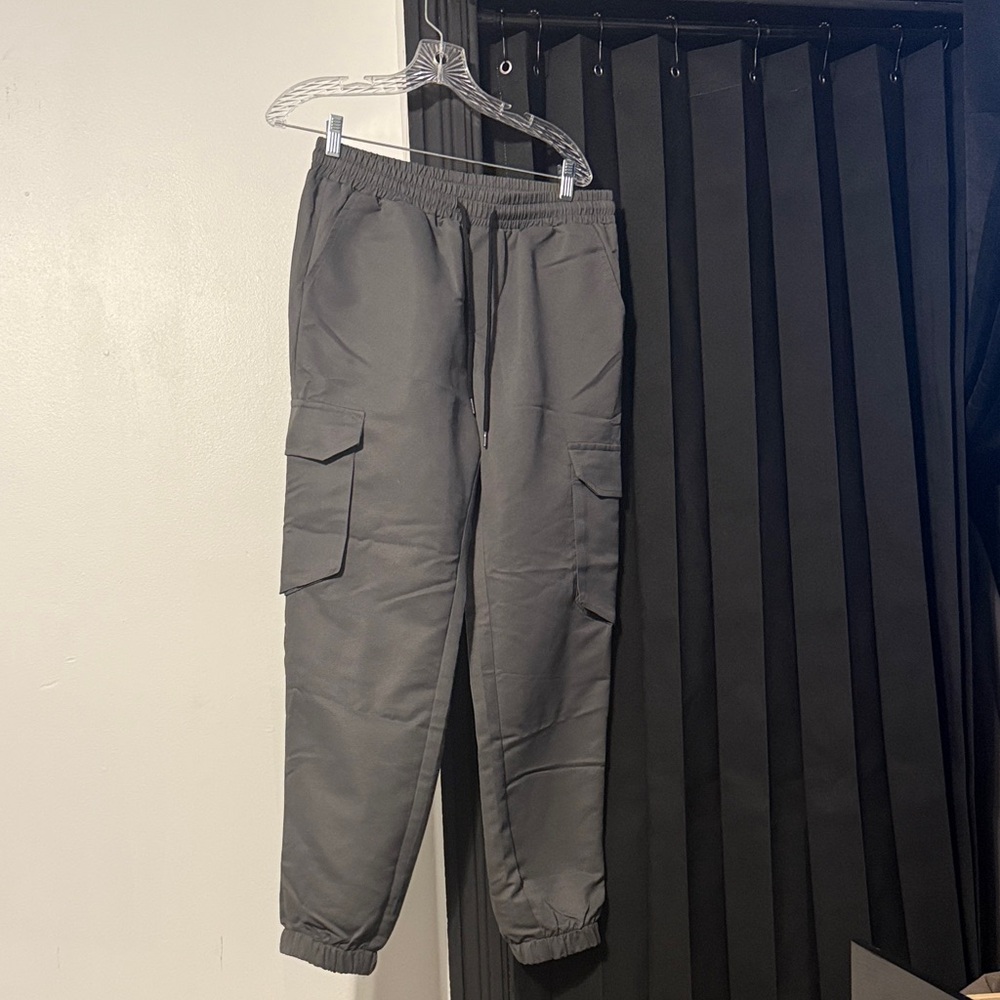 Men's Charcoal Cargo Pants